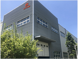 珞石機(jī)械成都工廠，西部地區(qū)模溫機(jī)實(shí)力廠家