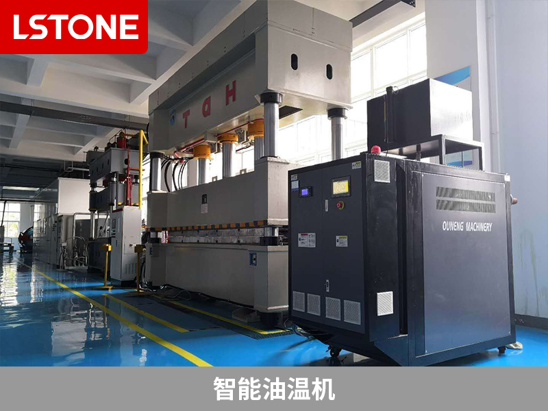 智能油溫機(jī)控溫穩(wěn)定，引領(lǐng)無(wú)人機(jī)部件生產(chǎn)